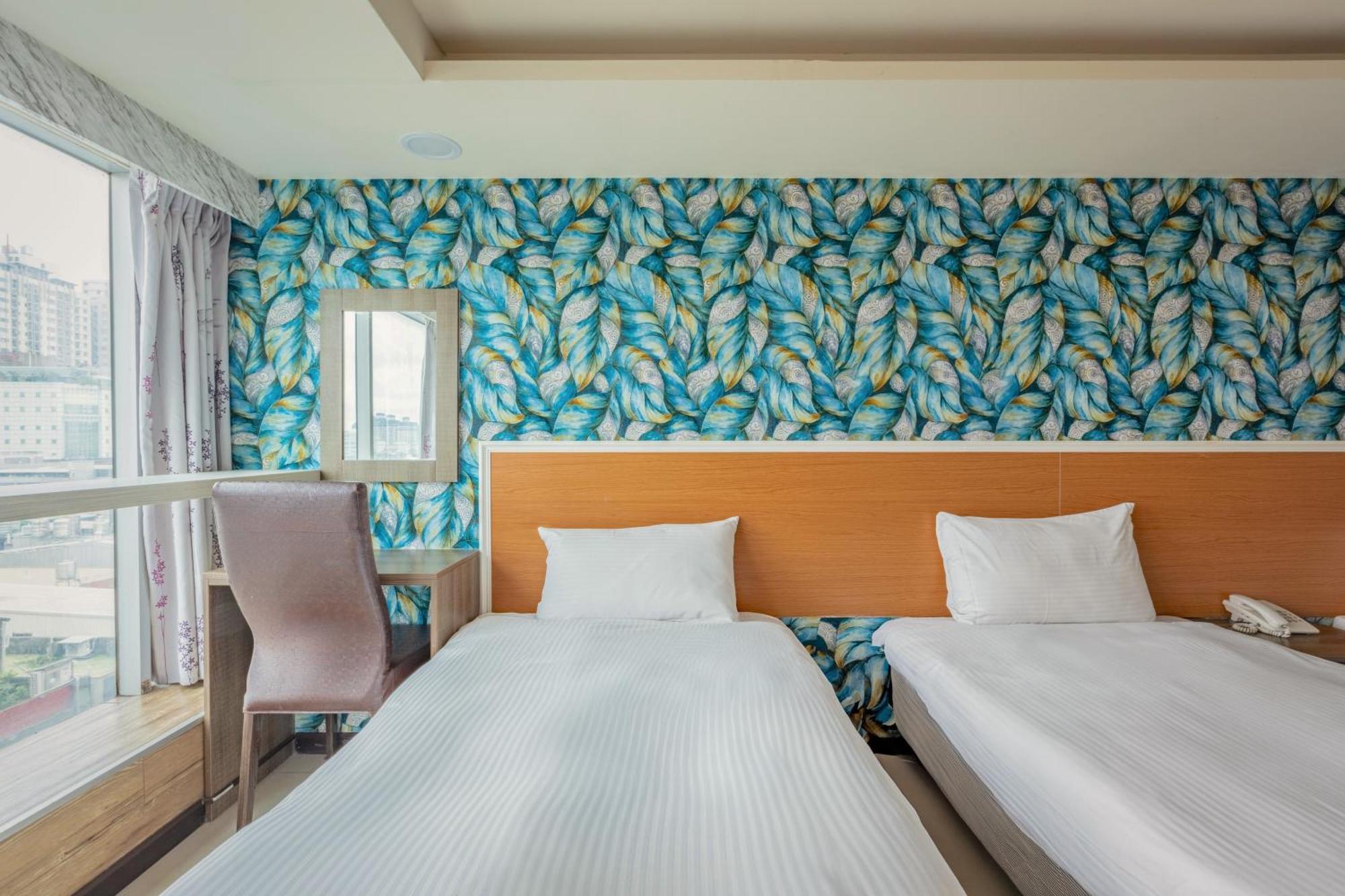 E Lim Hotel Csungli Kültér fotó